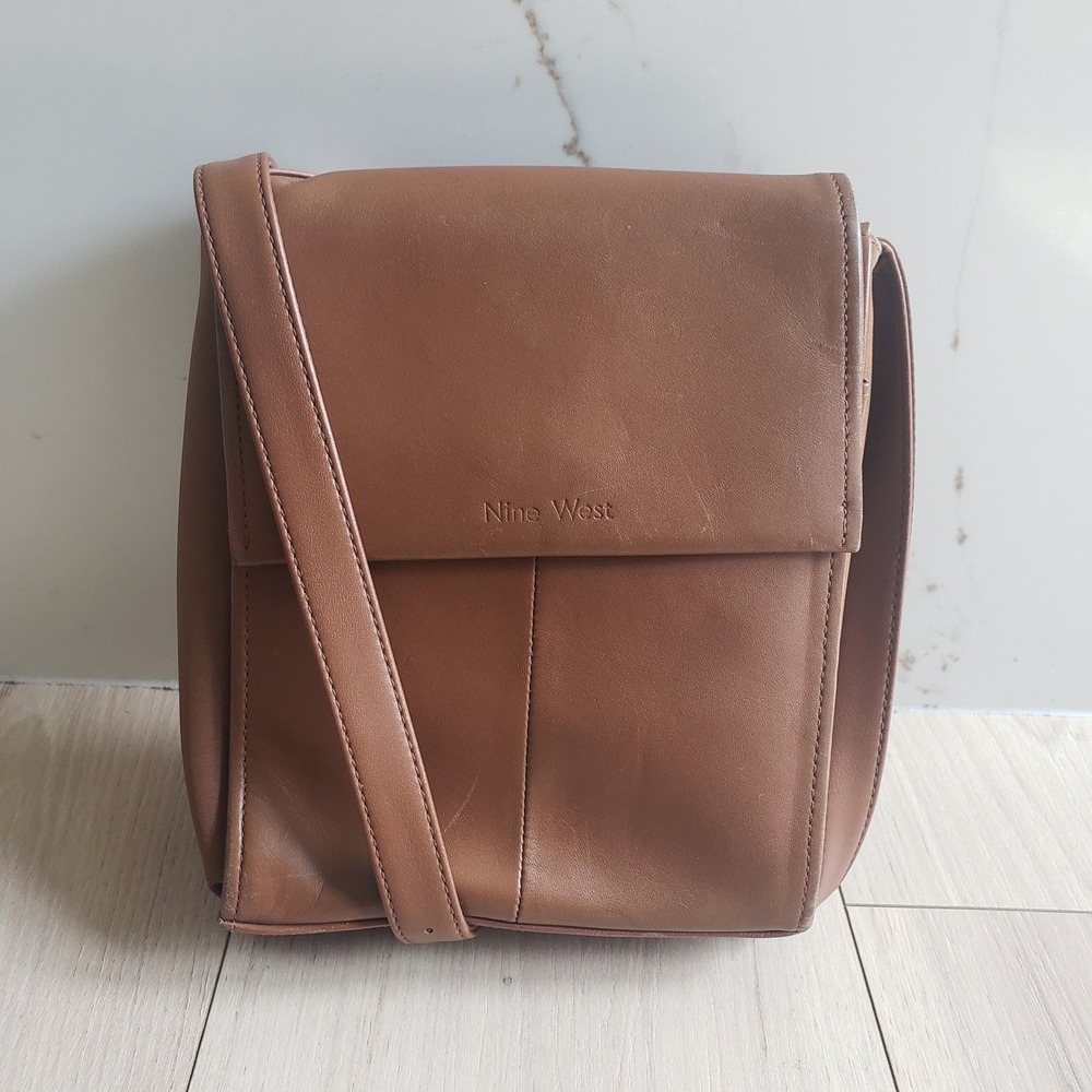 Vintage Nine West Crossbody Bag Womens Medium Brown Leather Minimalist Messenger